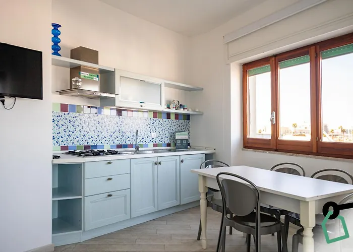 Hotiday Lungomare Apartmanhotel 3*