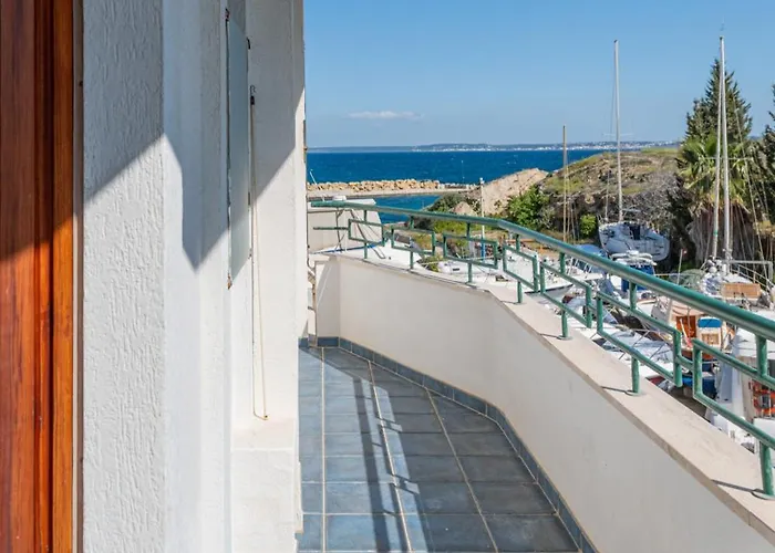 Hotiday Lungomare Ξενοδοχείο με διαμερίσματα 3*